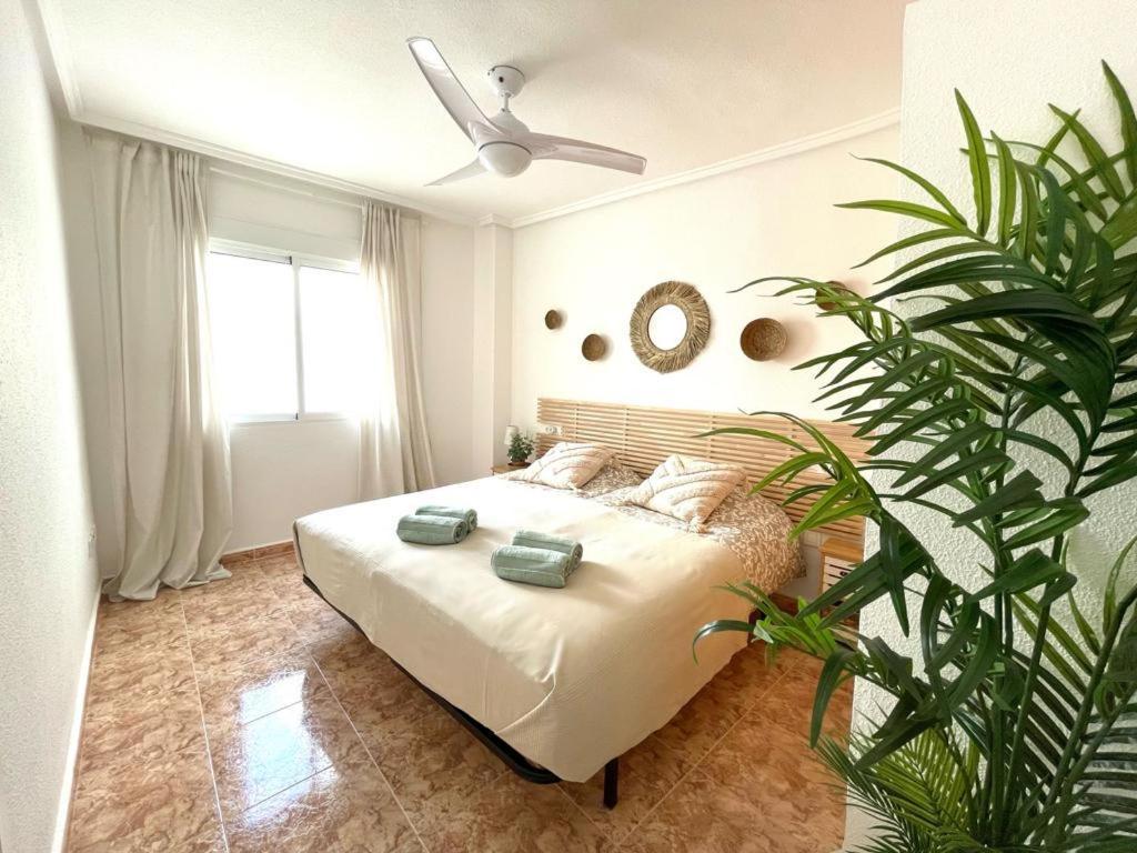 Apartamento Azzurro Apartment Torrevieja Exterior photo